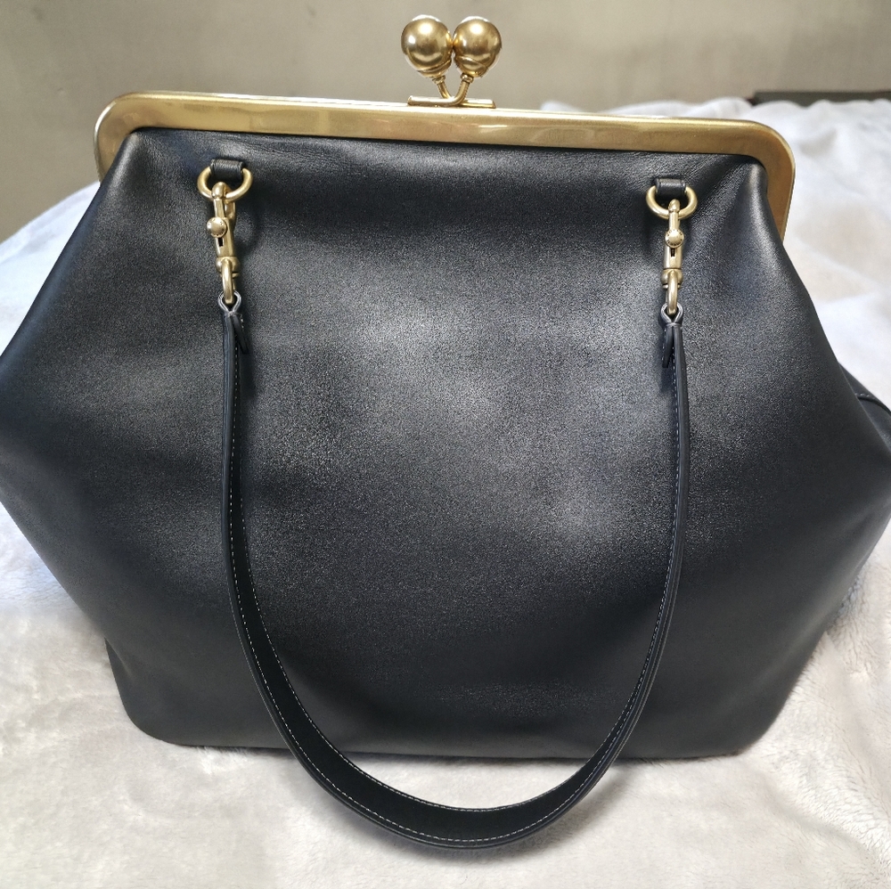 Coach Large Kisslock Frame Bag